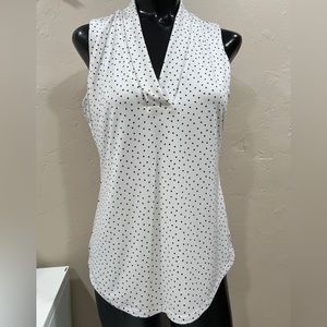 White House Black Market woman’s sleeveless XS career blouse